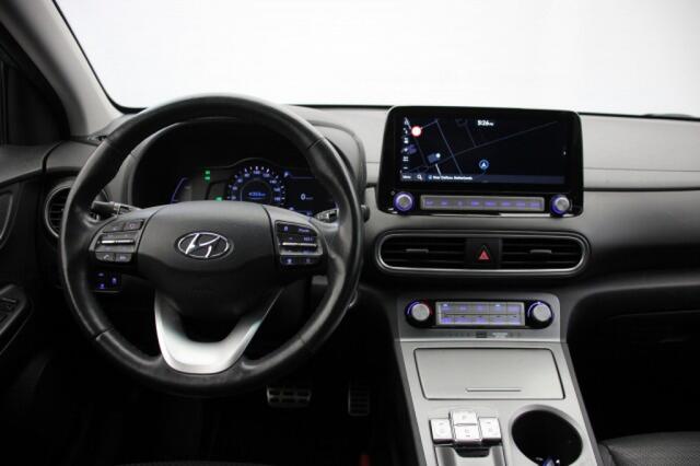 Hyundai Kona Electric Premium 64 kWh - Carplay, Camera, Leer, Stoelverw.