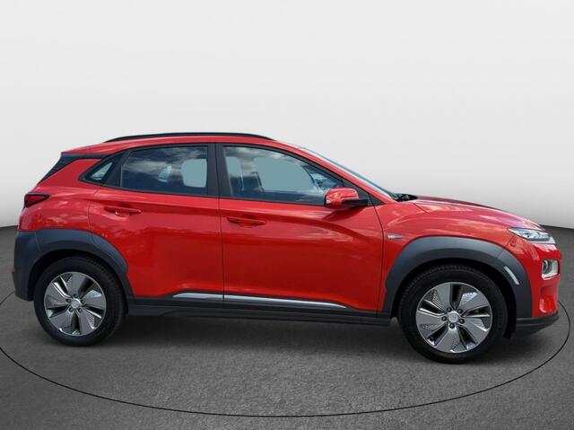 Hyundai Kona EV Comfort 64 kWh Krell audio Nav Camera