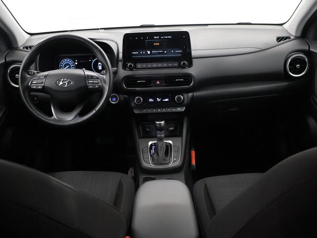 Hyundai Kona 1.6 GDI HEV Fashion | HUD | Trekhaak | Apple CarPlay/Android Auto | Camera | DAB | Climate Control | LED | Adaptieve Cruise Control | Dodehoek detectie | KRELL Audio |