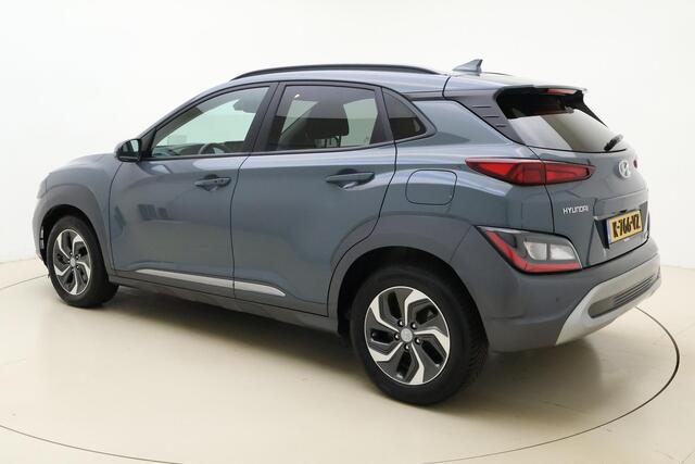 Hyundai Kona 1.6 GDI HEV Fashion Automaat | Navigatie | Climate Control | Head Up Display | Adaptieve Cruise Control | Lichtmetalen Velgen | Camera