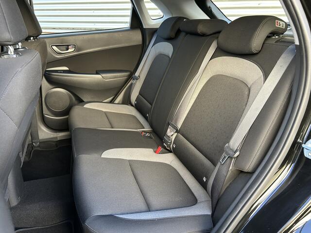 Hyundai Kona 1.0T Comfort | Plus Pack | Apple Carplay/Android Auto | Trekhaak | Camera |