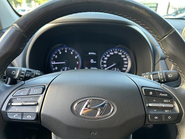 Hyundai Kona 1.0T Comfort | Plus Pack | Apple Carplay/Android Auto | Trekhaak | Camera |