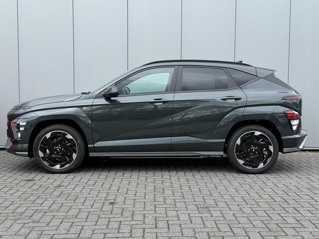 Hyundai Kona Electric N Line Business 64.8 kWh / Dodehoekdetectie / Warmtepomp / 19 Inch / Stoel- & Stuurverwarming / Snel Leverbaar! /