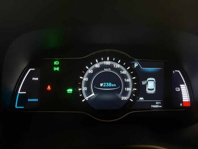 Hyundai Kona EV Comfort 64 kWh CAMERA | CRUISE | CIMA