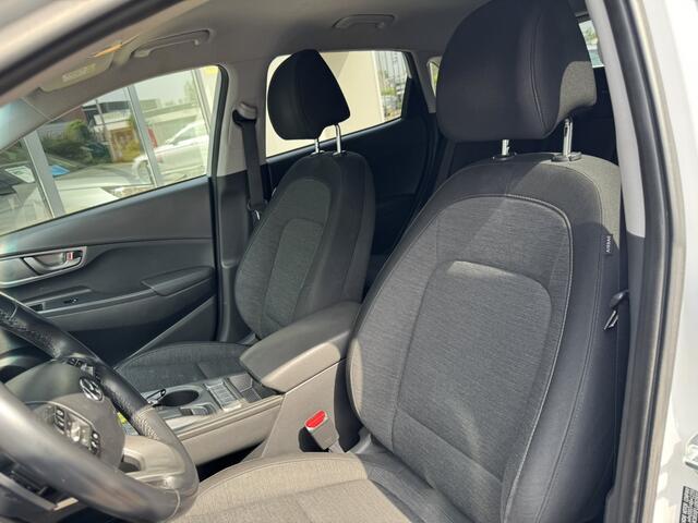 Hyundai Kona EV Fashion 64 kWh*Camera*Navigatie*Head up display*