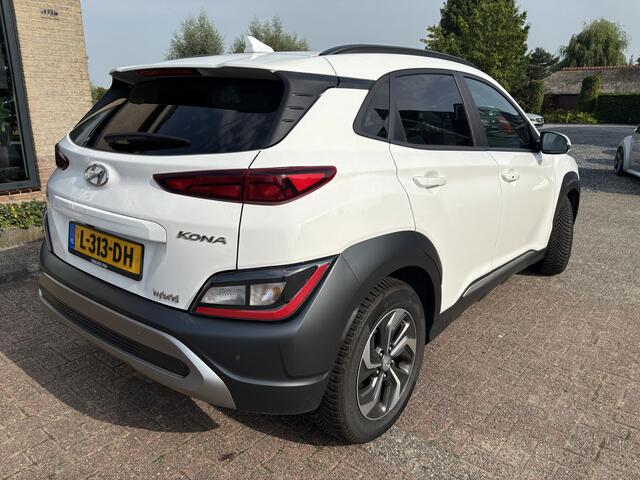 Hyundai Kona 1.6 GDI Hybride Fashion Automaat All-seasons / Camera / Carplay