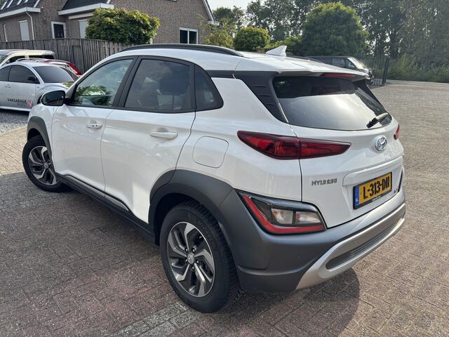 Hyundai Kona 1.6 GDI Hybride Fashion Automaat All-seasons / Camera / Carplay