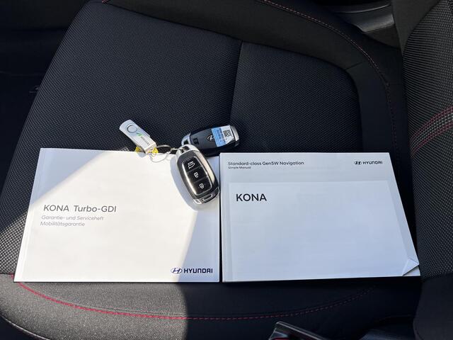 Hyundai Kona 1.0 T-GDI N Line Edition / Dealer onderhouden / Achteruitrijcamera / Stuur- en stoelverwarming / Navigatie / Apple Carplay Android / 18" LM met All Season banden /