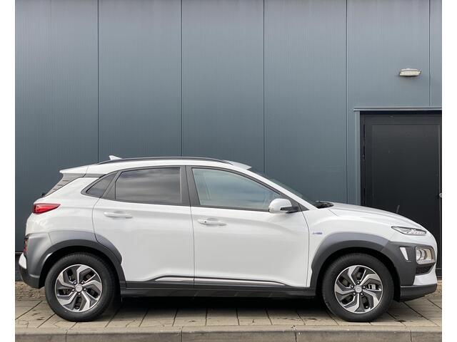 Hyundai Kona 1.6 GDI HEV Fashion || Hybride | Navigatie | Trekhaak | Camera ||