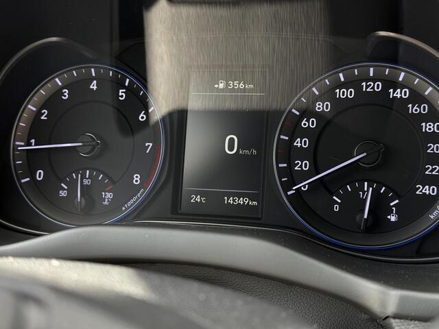 Hyundai Kona 1.0T Premium / 1e eig / Nieuwstaat / 18" / Lederen Bekleding / Stoel ventilatie en verwarming / Complete onderhouds historie bekend /