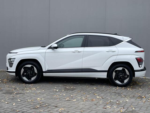 Hyundai Kona Electric Comfort Smart 65.4 kWh / Trekhaak (750Kg) / All-season banden / Navigatie / Camera / Apple Carplay/Android Auto / Stuur- en stoelverwarming