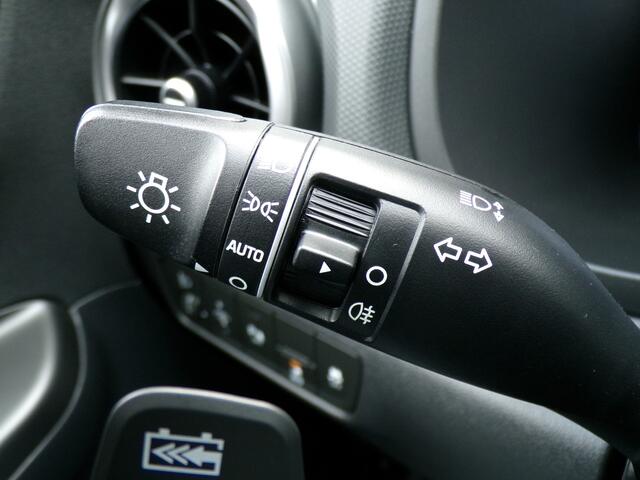 Hyundai Kona EV Comfort 64 kWh, SOH 96% / Carplay + Android Auto / Krell Audio / Camera / Adaptive cruise