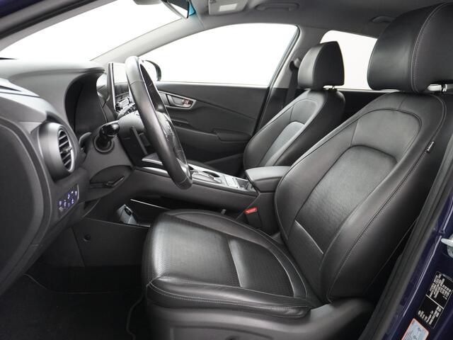 Hyundai Kona Electric EV Premium 64kWh Leer HUD Warmtepomp Adap.Cruise Apple Carplay Android Auto Navi Ecc Krell®-Hifi Audio Stoel-Stuurverwarming Stoelventilatie Blind-Spot Assistance Lane Assist 1e Eigenaar Origineel Nederlandse Auto