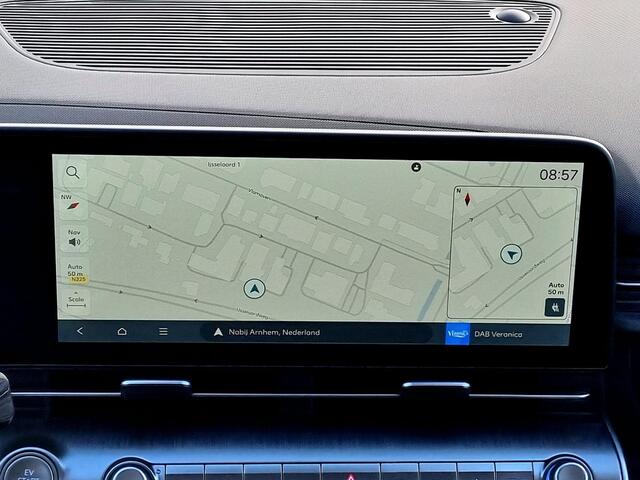 Hyundai Kona Electric Comfort Smart 64.8 kWh / ¤4000 Voordeel / Stoel- & Stuurverwarming / Elek. Achterklep / Snel Leverbaar! /