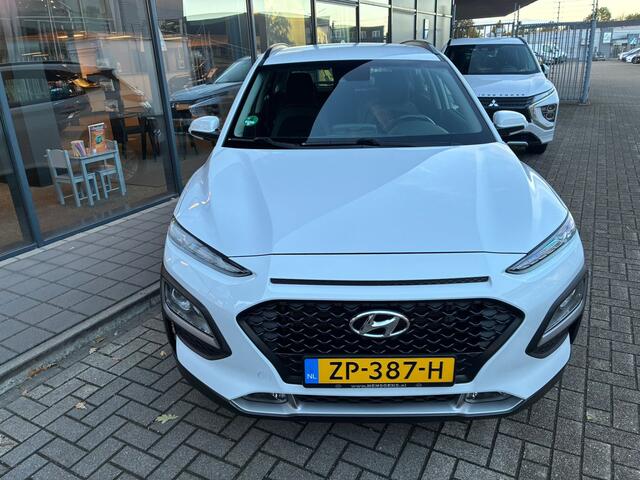 Hyundai Kona 1.0 T-GDI Comfort | NAVIGATIE | TREKHAAK | CRUISE CONTROL | CAMERA |