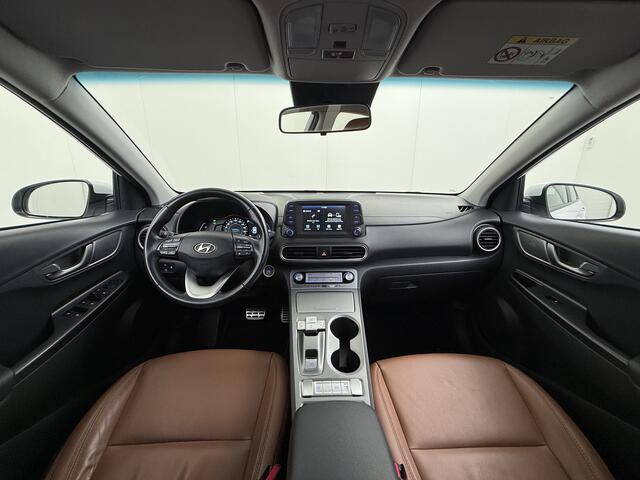 Hyundai Kona EV 64kWh Leder Warmtepomp Camera Adap. Cruise + stop&go Apple Carplay Android Comfort Ecc Pdc Navi* Isofix DAB Led Lmv 17" Lane Assist FCA Keyless 1e Eigenaar Origineel Nederlandse Auto