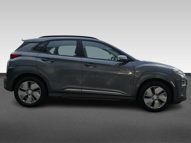Hyundai Kona EV Comfort Smart 39 kWh | Automaat | Stoelverwarming | Achteruitrijcamera | Navigatie |