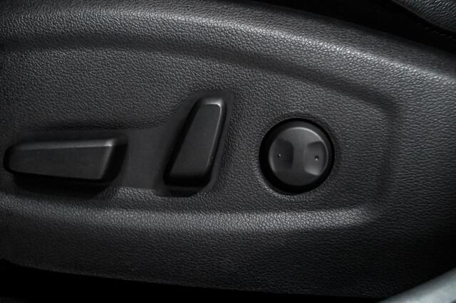 Hyundai Kona 64 kWH | PREMIUM SKY | PANO | WARMTEPOMP | STOELVERWARMING | STU