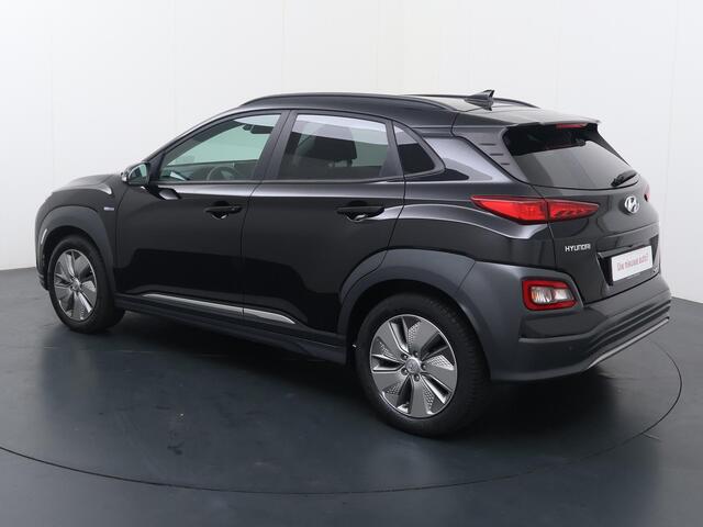 Hyundai Kona EV Fashion 64 kWh | 204 pk | SoH 100% | Adaptive cruise control | Head-up display | Achteruitrijcamera | Apple Carplay/Android Auto |