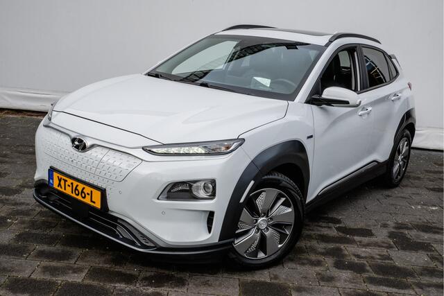 Hyundai Kona EV Premium 64 kWh Schuifdak/ Stoel-stuurverwarming/ Krell audio/ Camera/ Head up/ Blindspot/ Carplay
