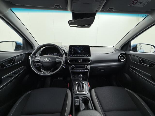Hyundai Kona 1.6 HEV AUT-6 141pk Adaptive-Cr Trekhaak HUD Camera Android Apple Carplay Navi Bordherkenning PDC Fashion Keyless Head-Up-Display Auto-Pilot (Lane-Assist+ACC) ESP Mild Hybride Priv.Glass Botsing waarsch syst Dodehoek-assistent