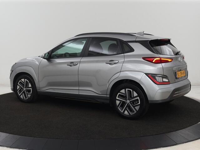 Hyundai Kona EV Fashion 64 kWh | Stoelverwarming | Head-Up | Camera | Carplay | Adaptive cruise | Navigatie | Keyless | Climate control