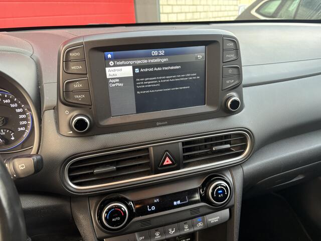 Hyundai Kona 1.0T Comfort TREKHAAK / CAMERA / CARPLAY / DAB+ / CLIMA / PDC / BLUETOOTH / CRUISE / NL-AUTO