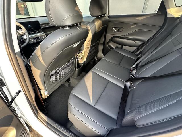 Hyundai Kona 1.6 GDI HEV Premium / lederen bekleding / Navigatie / 360 View Camera / Rijdende demo, informeer naar de beschikbaarheid