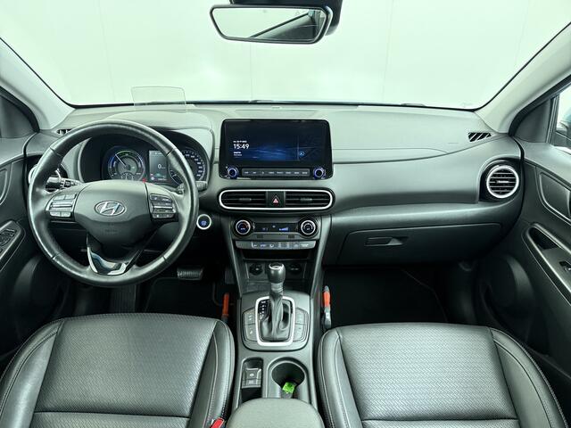 Hyundai Kona 1.6GDI HEV Hybride Premium Leder Trekhaak Krell®-Audio Adap.Cruise Stoel Verwarming/Ventilatie Camera Apple Carplay Android Auto Navi Ecc Pdc Keyless Elek.Stoelen Lmv Head-Up Display Lane Assist Blind-Spot Monitoring Origineel Nederlandse Auto 1e Eigenaar