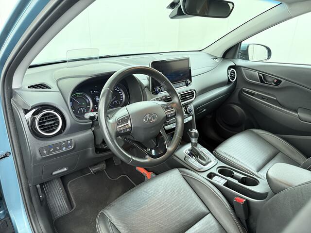 Hyundai Kona 1.6GDI HEV Hybride Premium Leder Trekhaak Krell®-Audio Adap.Cruise Stoel Verwarming/Ventilatie Camera Apple Carplay Android Auto Navi Ecc Pdc Keyless Elek.Stoelen Lmv Head-Up Display Lane Assist Blind-Spot Monitoring Origineel Nederlandse Auto 1e Eigenaar