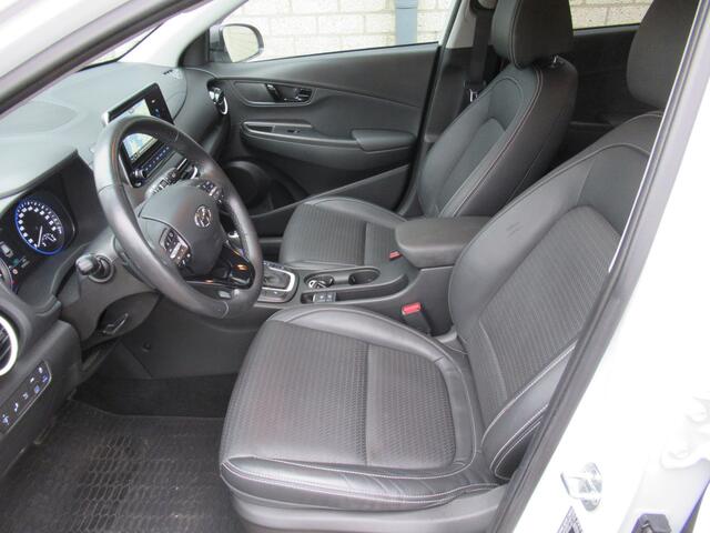 Hyundai Kona 1.6 GDI HEV Premium 2e eigen | dealer onderh | full options! | tr.haak