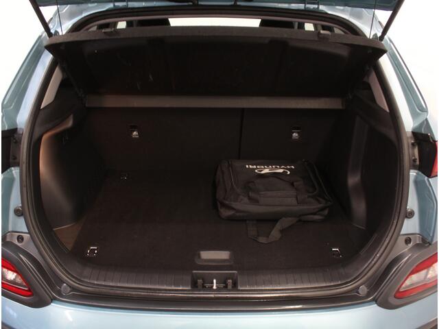 Hyundai Kona EV Fashion 64 kWh CLIMATE | CAMERA | DAB | CARPLAY | ADAPCRUISE | LED | NAVI | LMV17