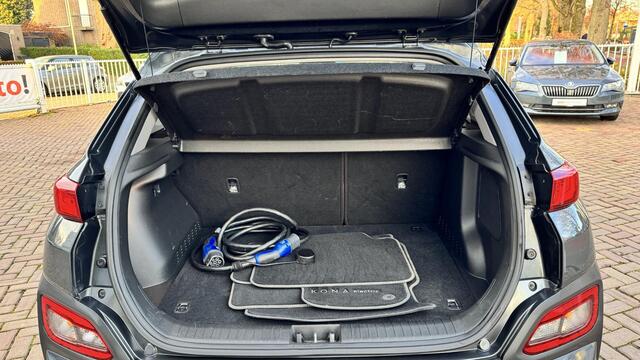 Hyundai Kona EV Fashion 39 kWh | Eerste eigenaar | BlueLink |