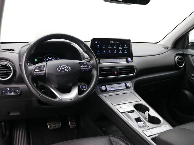 Hyundai Kona EV Fashion 64 kWh / SOH 100% / Lederen Bekleding / Navigatie / KRELL Audio / Adaptive Cruise Control / Climate Control / Achteruitrijcamera /