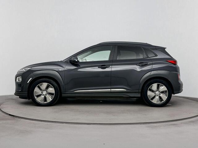 Hyundai Kona EV Fashion 64 kWh | Lane Assist | Dodehoek Detectie | Adaptive Cruise |