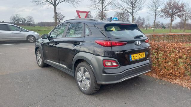 Hyundai Kona EV Comfort 64 kWh CLIMA/NAVI BJ 2020