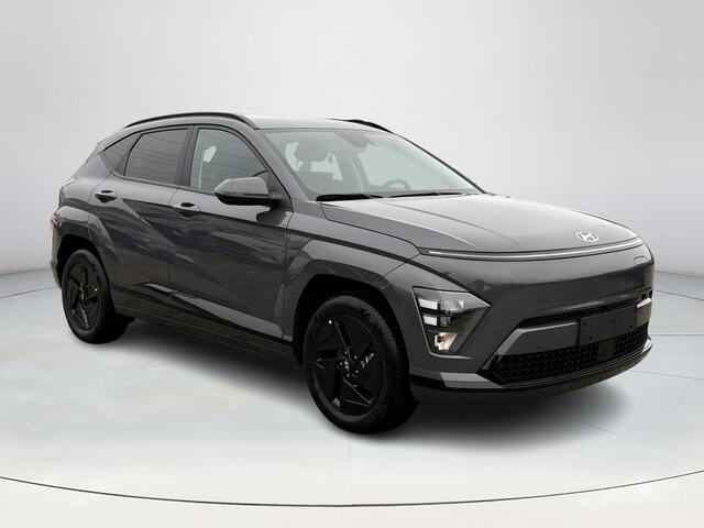 Hyundai Kona Electric Long Range Pure Edition 64.8 kWh | 2.500,- korting! | Uit voorraad leverbaar | Stoel/stuurverwarming | Achteruitrijcamera | Adaptive cruisecontrol | Active lanekeeping | Keyless start/entry |