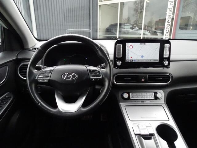 Hyundai Kona EV Premium 64 kWh LED | Stoelkoeling | HUD | pdc