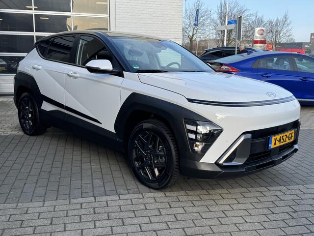Hyundai Kona 1.6 GDI HEV Comfort | Nieuw model! | 17 inch | Navigatie | Adap.