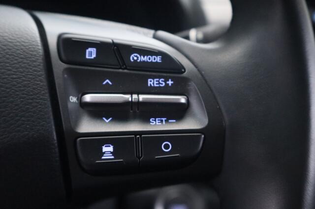 Hyundai Kona EV Fashion 64 kWh. | Geen import | Schuifdak | Stoelverwarming |