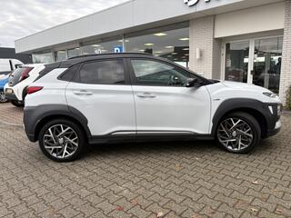 hyundai-kona-1.6-gdi-hev-premium--