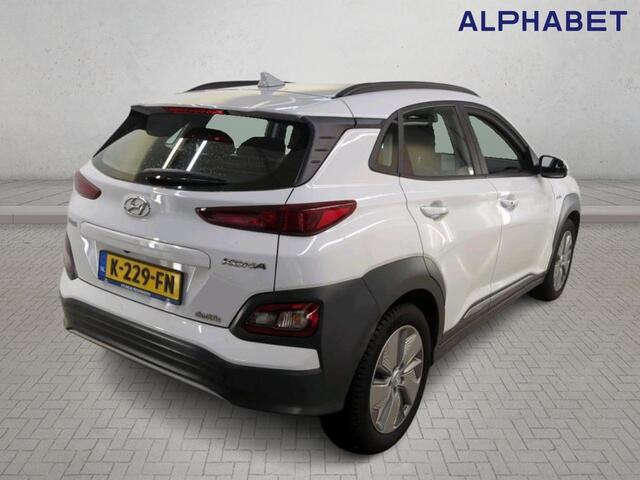 Hyundai Kona EV Comfort 64 kWh Airco Navi Carplay PDC VA+ Camera Full LED Cruise Control Lane Assist Digital Dashboard
