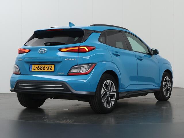 Hyundai Kona EV Limited Sky 64 kWh | Schuifdak | Head-Up | Parkeercamera | Cruise Control Adaptief | Stoelverwarming/ventilatie | Krell Audio |
