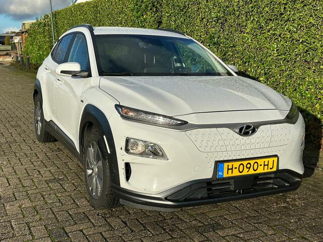 Hyundai Kona EV Fashion 64 kWh | SOH: 94,0% | 3 Fase | Climate | Adaptive CC | Navi | occasion
