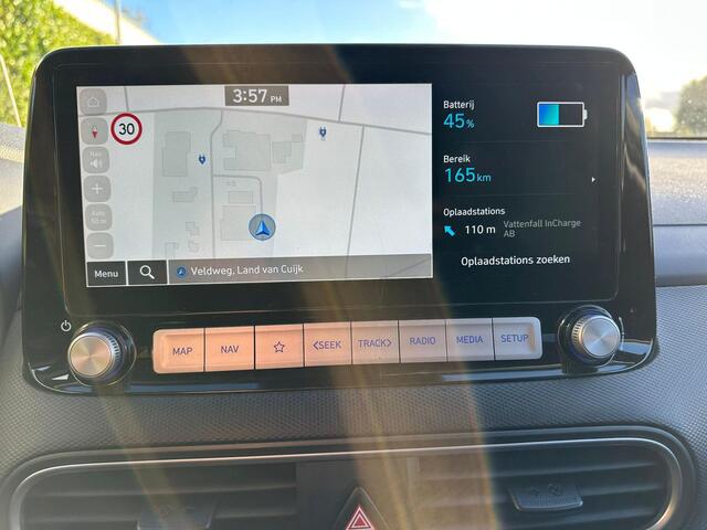 Hyundai Kona EV Fashion 64 kWh | SOH: 94,0% | 3 Fase | Climate | Adaptive CC | Navi | occasion