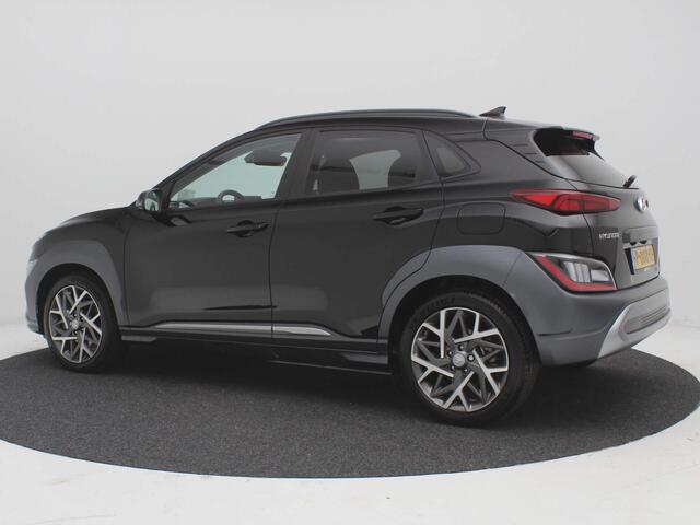 Hyundai Kona 1.6 GDI HEV Premium Sky / LEDEREN BEKLEDING / AUTOMAAT / STOELVERWARMING EN VENTILATIE / NAVIGATIE / ADAPTIEVE CRUISE CONTROL / CLIMATE CONTROL / SCHUIF-KANTELDAK