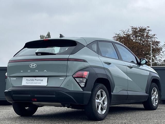 Hyundai Kona 1.6 GDI HEV Comfort | Achteruitrijcamera | Keyless entry | Navigatiesysteem | Parkeersensoren voor en achter | Fabrieksgarantie 02-2029 |