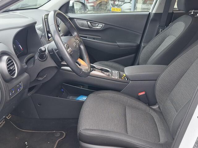 Hyundai Kona EV Fashion 64 kWh | SOH: nnb | LED | Adaptive CC | Blindspot | Stoelverwarming | Camera |