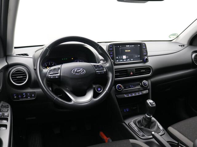 Hyundai Kona 1.0 T-GDI Fashion / HUD Display / Cruise Control / Climat control Airco / / 1ste Eigenaar / Dealer onderhouden / LMV / Regen- en lichtsensor / Two-Tone dak / Keyless Entry & StartGo /