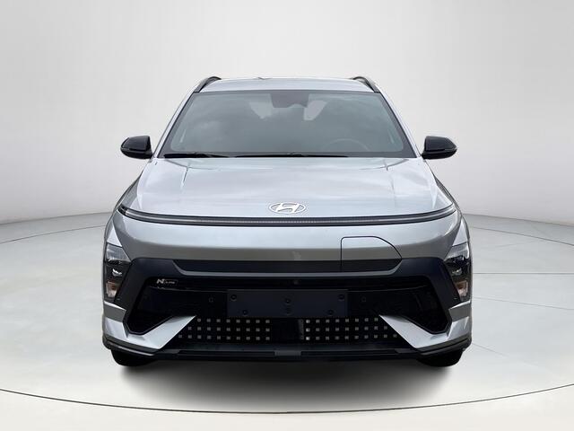 Hyundai Kona Electric N Line Business 64,8 kWh | Warmtepomp | Adaptieve Cruise Control | Parkeersensoren voor en achter | Dodehoekdetectie | Navigatie | Stoel / Stuurverwarming | Keyless entry en start|